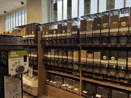 694-biocoop-aquarius-annecy-bca-magasin-alimentation-bio-vrac-cafe-legumineuse-cereale-farine-sucre-riz.webp