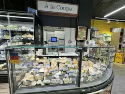 694-biocoop-aquarius-annecy-la-paix-magasin-alimentation-bio-fromage-coupe-service-coupe.webp