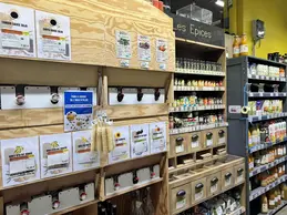 694-biocoop-aquarius-annecy-la-paix-magasin-alimentation-bio-vrac-liquide-vinaigre-huile.webp