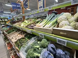 694-biocoop-aquarius-pringy-magasin-alimentation-bio-legume-chou-poireau-saison.webp